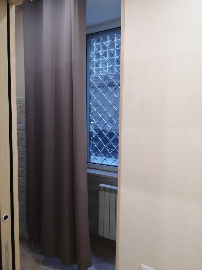 Ad Un Passo Dal Duomo "2" Apartman Nápoly Kültér fotó