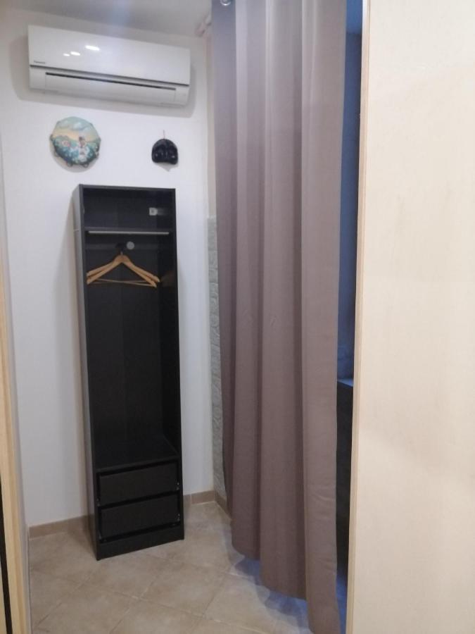 Ad Un Passo Dal Duomo "2" Apartman Nápoly Kültér fotó