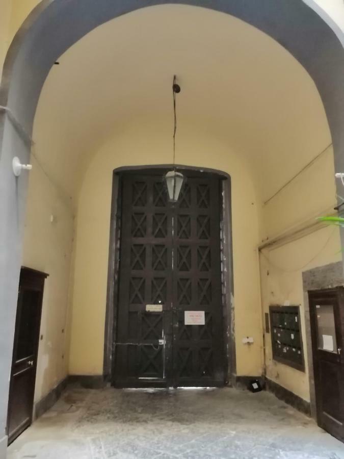 Ad Un Passo Dal Duomo "2" Apartman Nápoly Kültér fotó