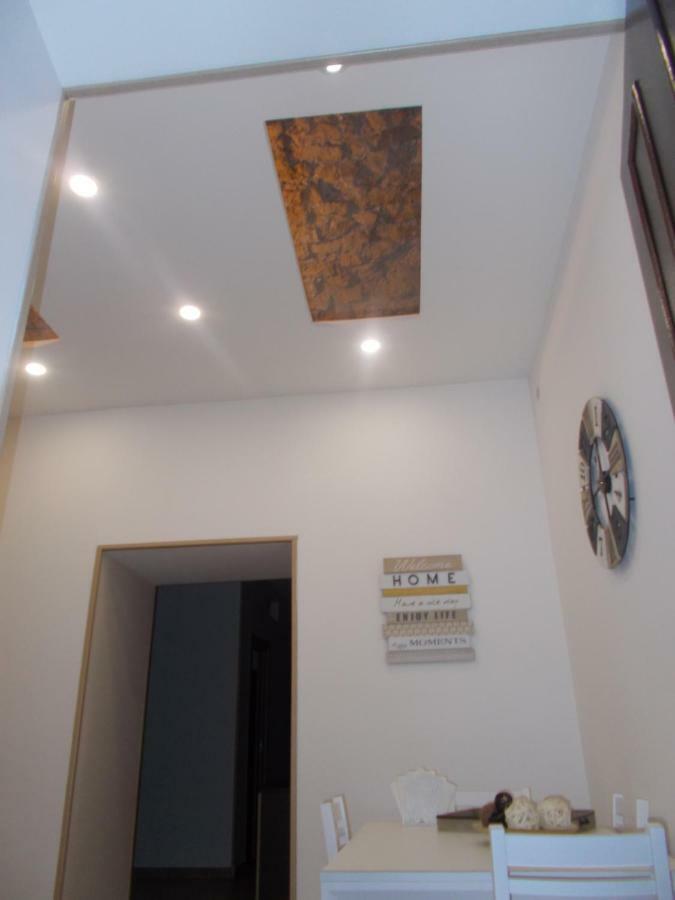 Ad Un Passo Dal Duomo "2" Apartman Nápoly Kültér fotó