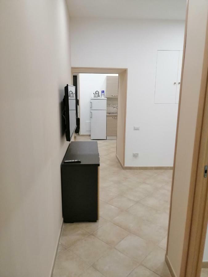 Ad Un Passo Dal Duomo "2" Apartman Nápoly Kültér fotó