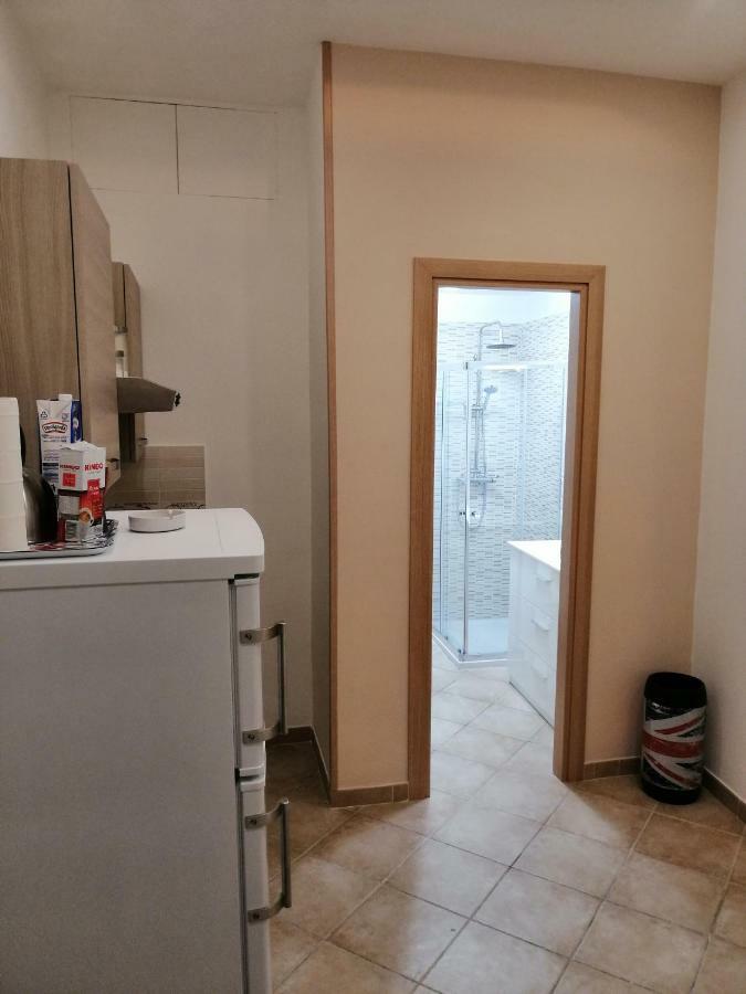Ad Un Passo Dal Duomo "2" Apartman Nápoly Kültér fotó